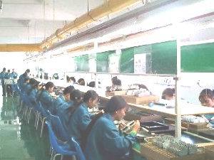 公司主要產(chǎn)品有:家用/商用無線智能防盜報(bào)警器、TPMS無線報(bào)警系統(tǒng),無線遙控器、無線接收/發(fā)射模塊、無線紅外對射探測器、無線門磁、無線煙霧探測、紅外燃?xì)鈭?bào)警器、等,工廠,廠商-深圳市安博士電子